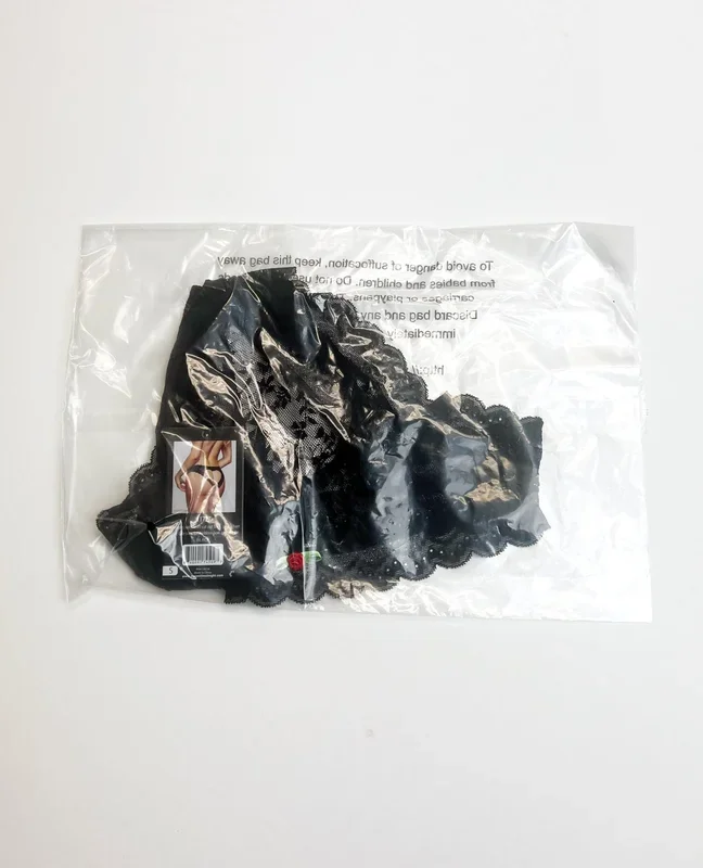 Lace Panty w/Heart Cut Out Back & Pearl Chain Detail – Black SM