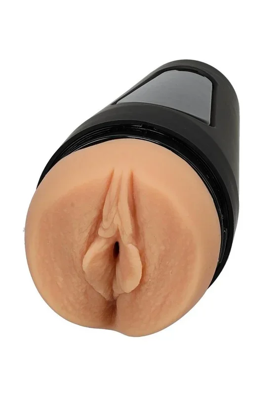 Main Squeeze Leana Lovings Ultraskyn Masturbator – Pussy